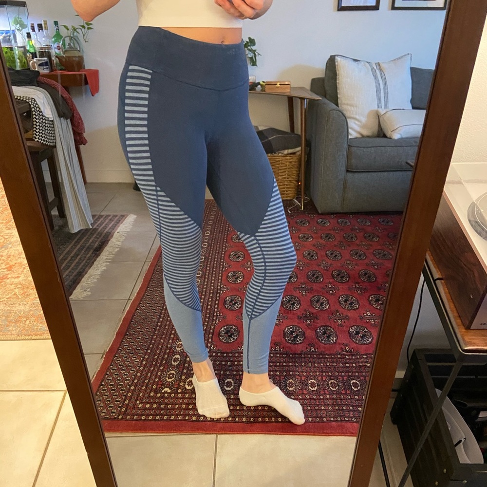 Gap fit leggings blue + black pair
